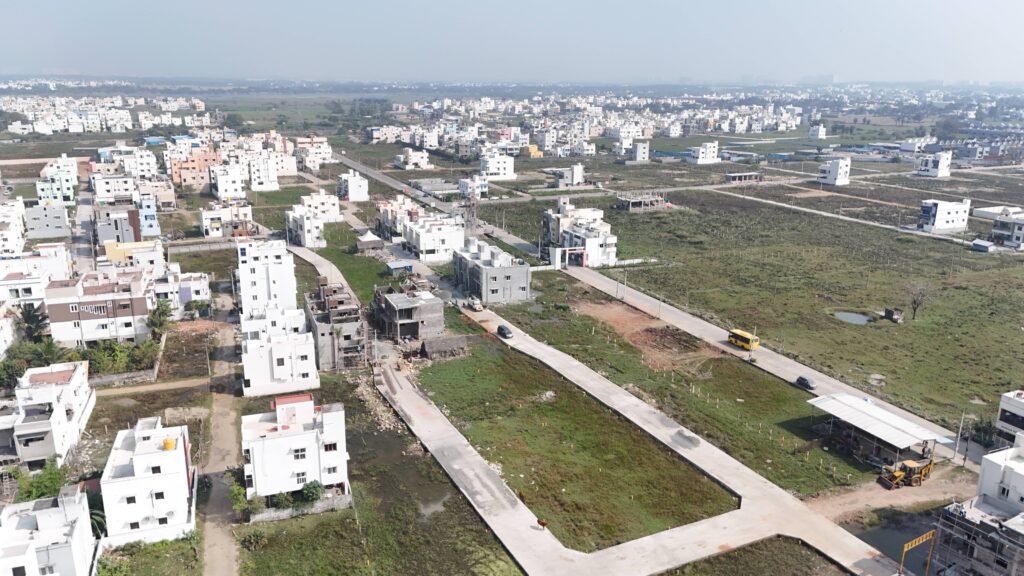 Southland Developers DTCP-approved plots for sale in Mappedu with road and EB access
